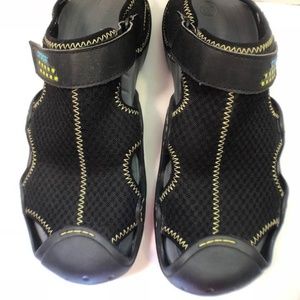 CROCS Swiftwater Black Charcoal Mesh Sandal 11.5